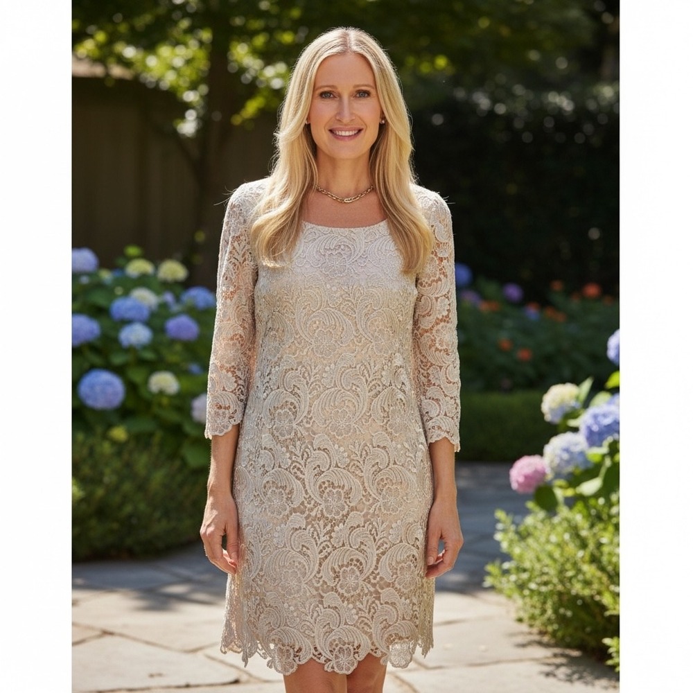 White House Black Market Champagne Gold Lace Shift Dress 6‎ Metallic Floral Mini